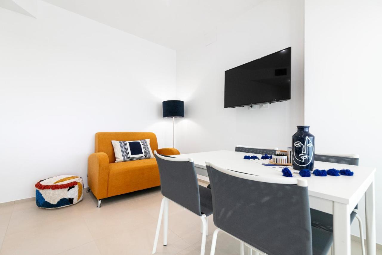 Stellaris Apartrooms Termoli Exteriör bild